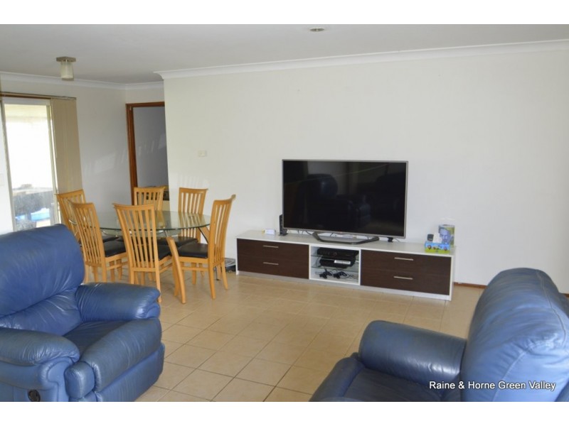 36 Falcon Circuit, Green Valley NSW 2168