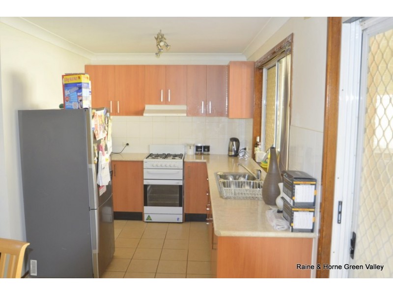 36 Falcon Circuit, Green Valley NSW 2168