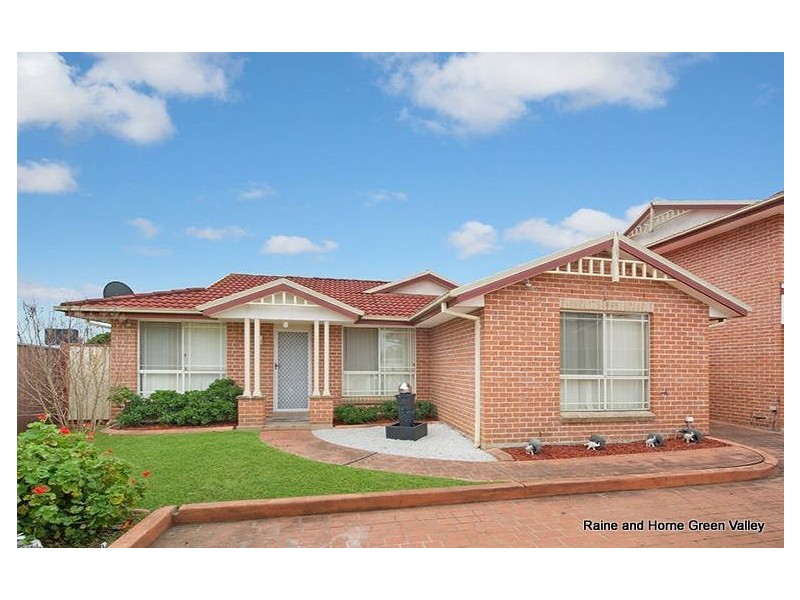 5/10 Peacock Close, Green Valley NSW 2168