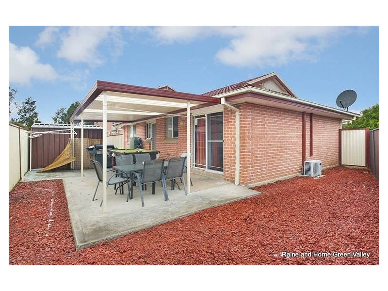 5/10 Peacock Close, Green Valley NSW 2168