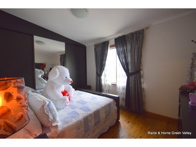 9 Thredbo Street, Heckenberg NSW 2168