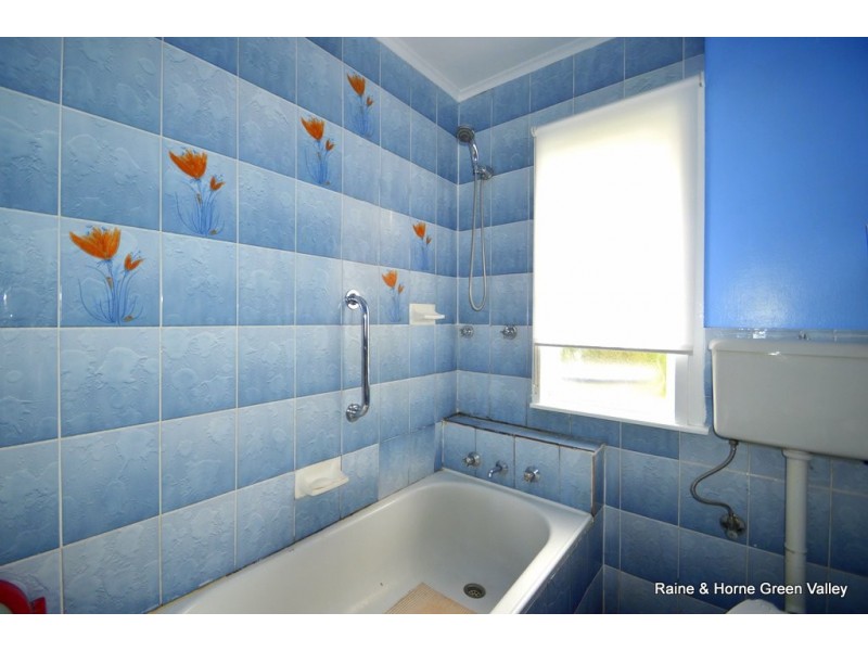 77 St Johns Road, Busby NSW 2168