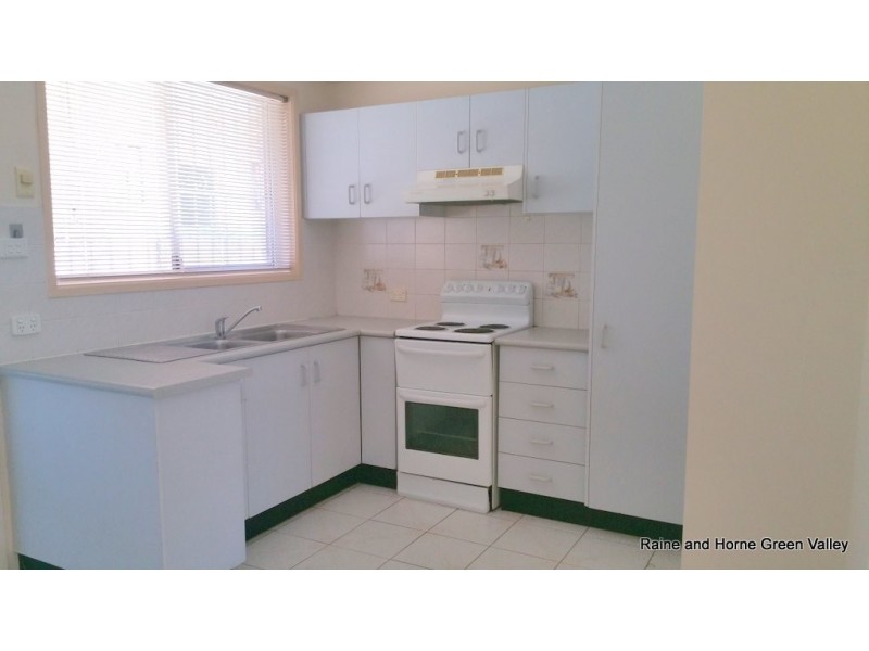 74 Currawong Street, Green Valley NSW 2168