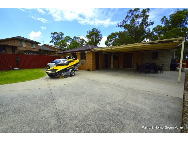 13 Alamein Road, Bossley Park NSW 2176