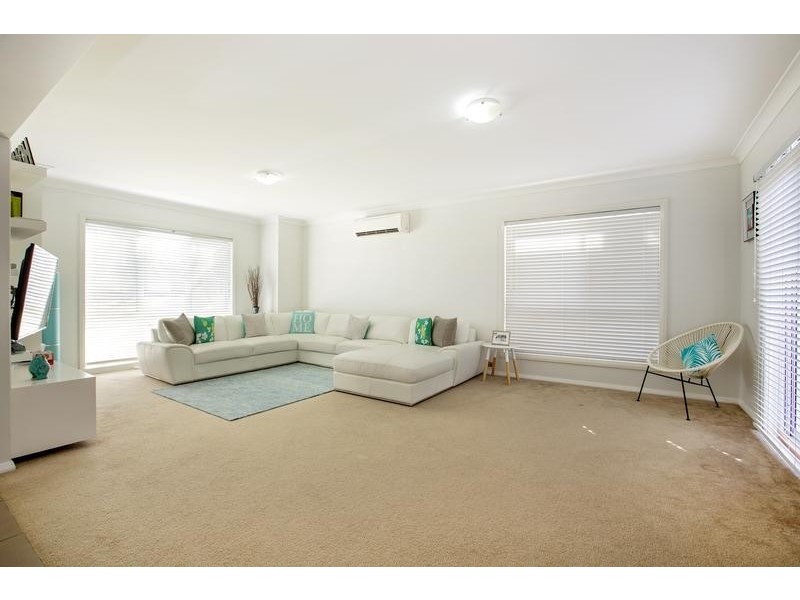 3 Truscott Avenue, Middleton Grange NSW 2171