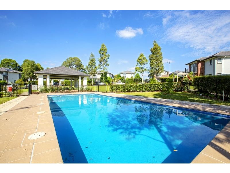 3 Truscott Avenue, Middleton Grange NSW 2171