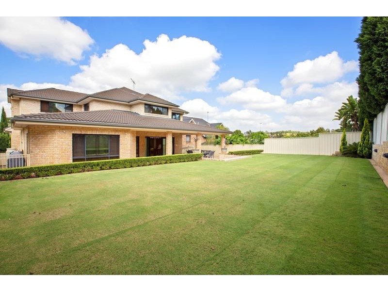 2 Helena Road, Cecil Hills NSW 2171