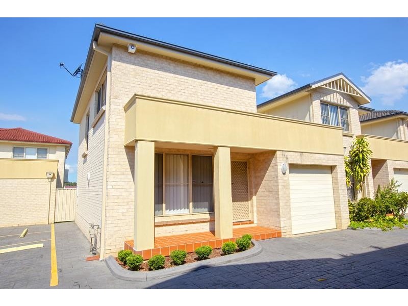 9/6 Bangalow Place, Hoxton Park NSW 2171