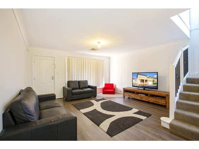 9/6 Bangalow Place, Hoxton Park NSW 2171