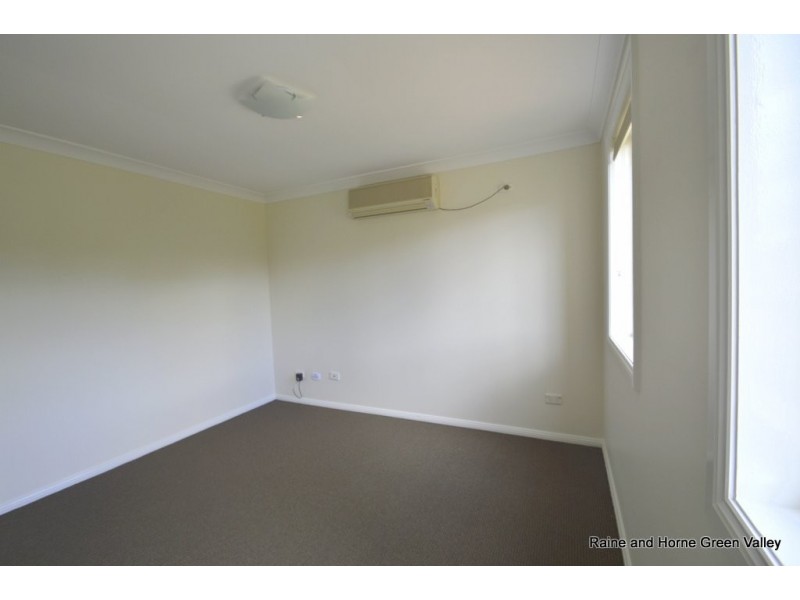 14B Luongo Close, Prestons NSW 2170