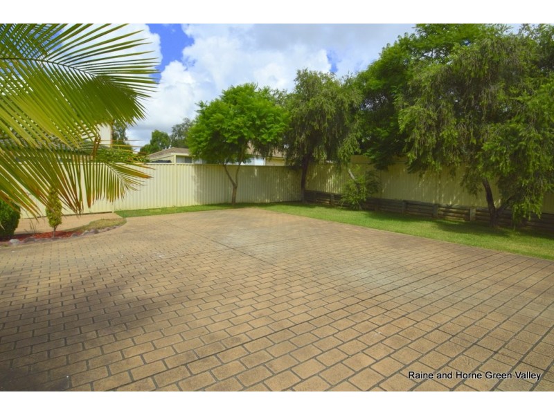 14B Luongo Close, Prestons NSW 2170