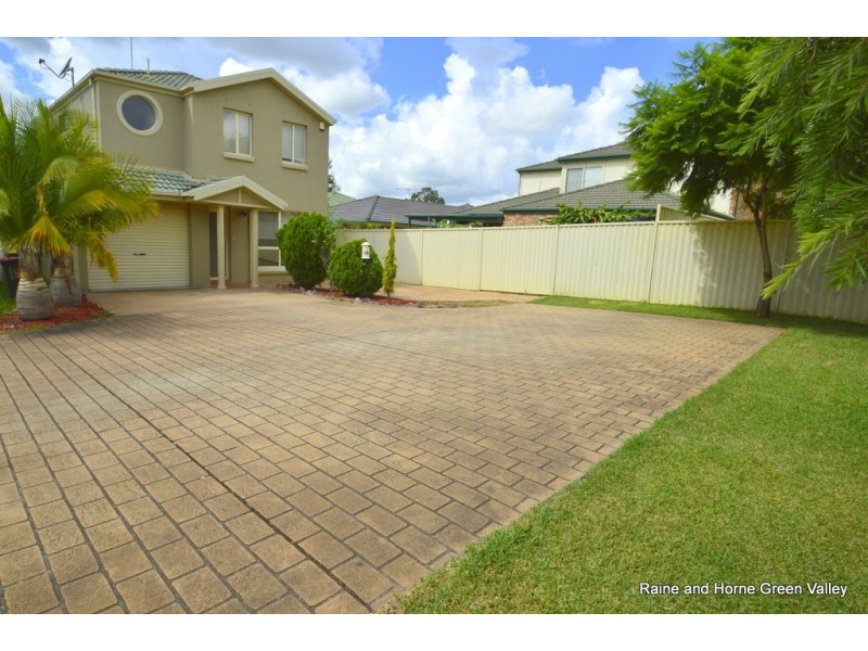 14B Luongo Close, Prestons NSW 2170