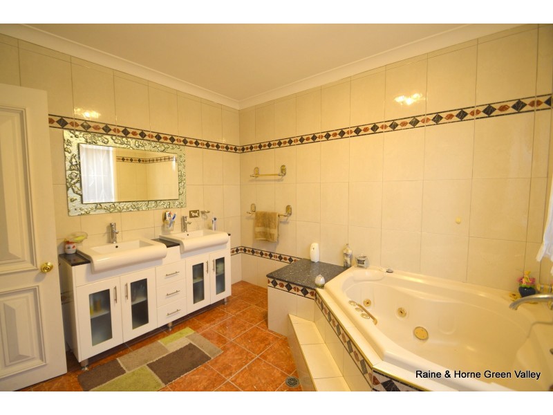 6 Minto Close, Bonnyrigg Heights NSW 2177