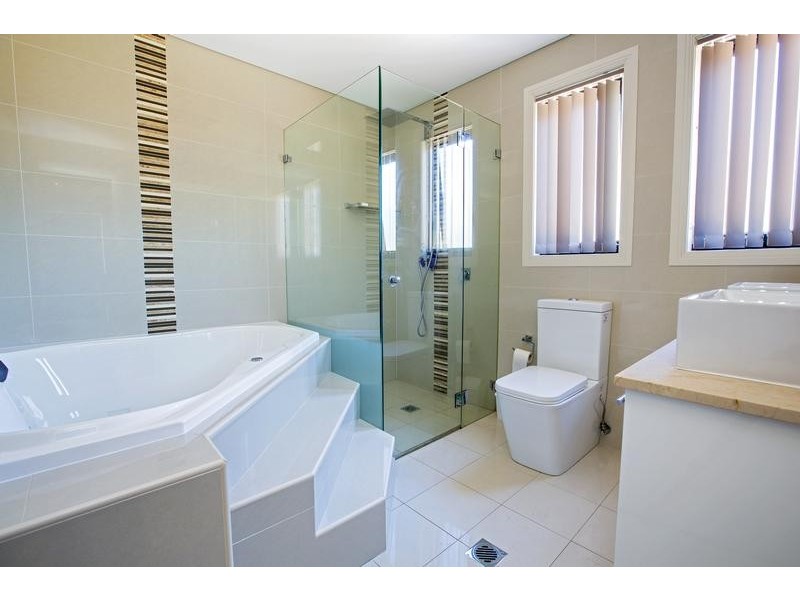 55 Rossini Drive, Hinchinbrook NSW 2168