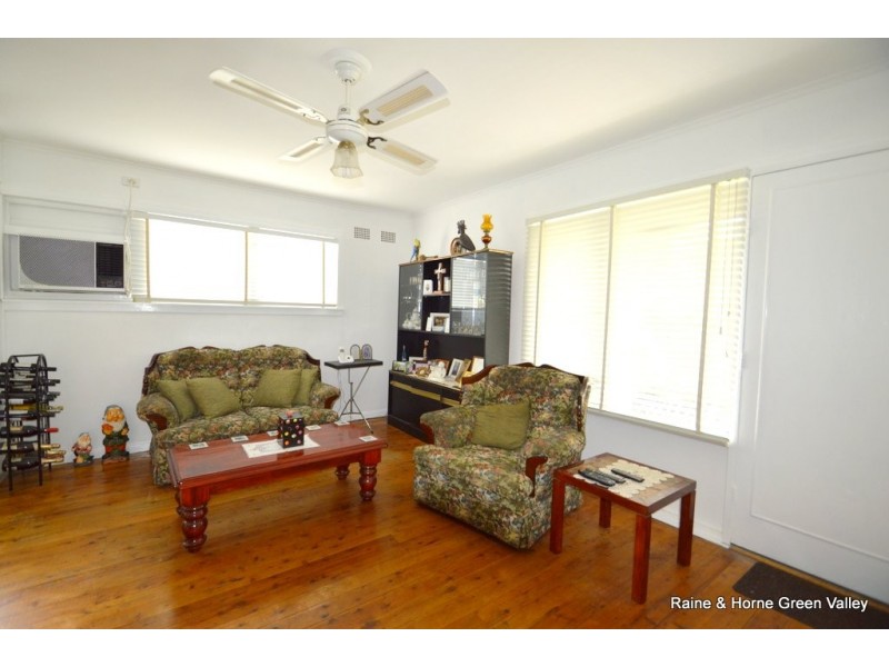 77 St Johns Road, Busby NSW 2168