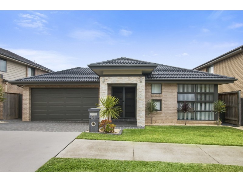 21 Stanley Avenue, Middleton Grange NSW 2171