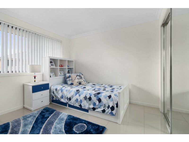 21 Stanley Avenue, Middleton Grange NSW 2171