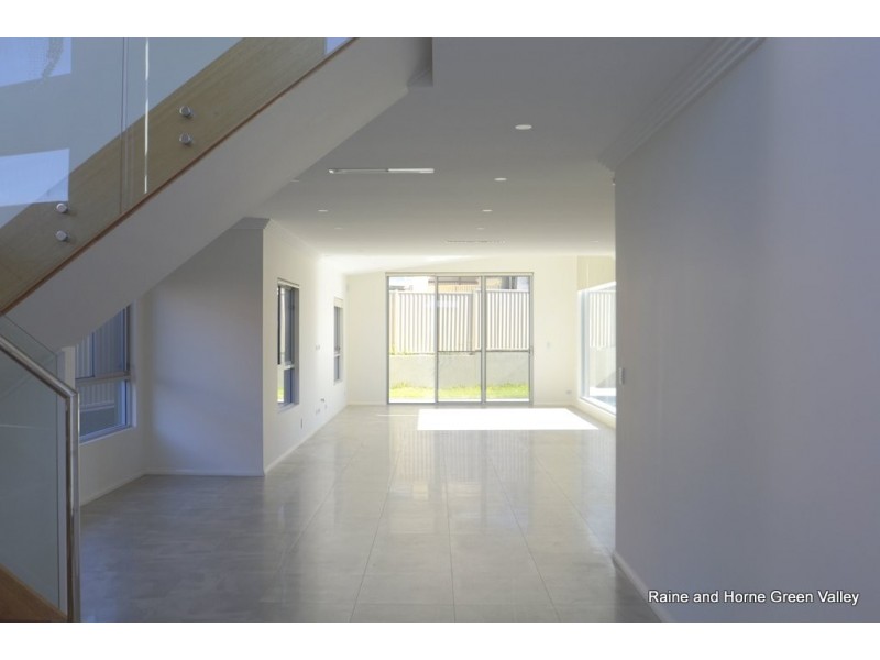 83 Swan Road, Edensor Park NSW 2176