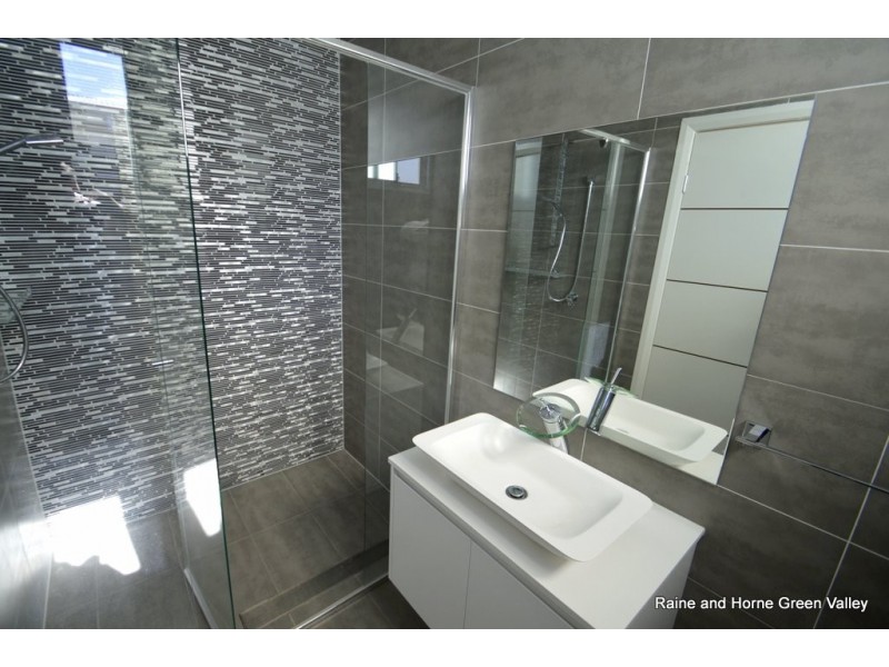 83 Swan Road, Edensor Park NSW 2176