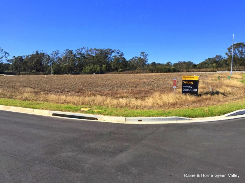 11 Starfruit Street, Denham Court NSW 2565