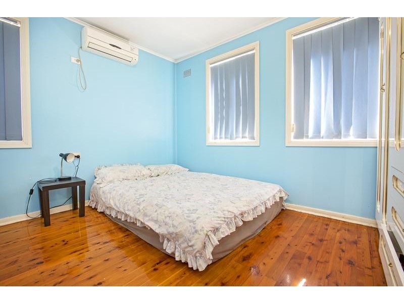 15 Tumbarumba Crescent, Heckenberg NSW 2168