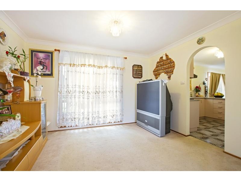 44 Coquet Way, Green Valley NSW 2168