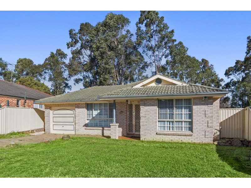 18 Magpie Road, Green Valley NSW 2168