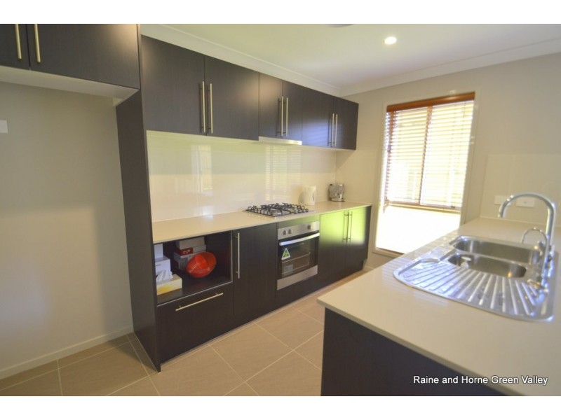 36 Globe Street, Middleton Grange NSW 2171