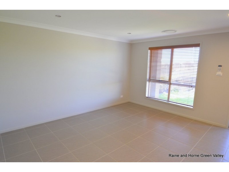 36 Globe Street, Middleton Grange NSW 2171