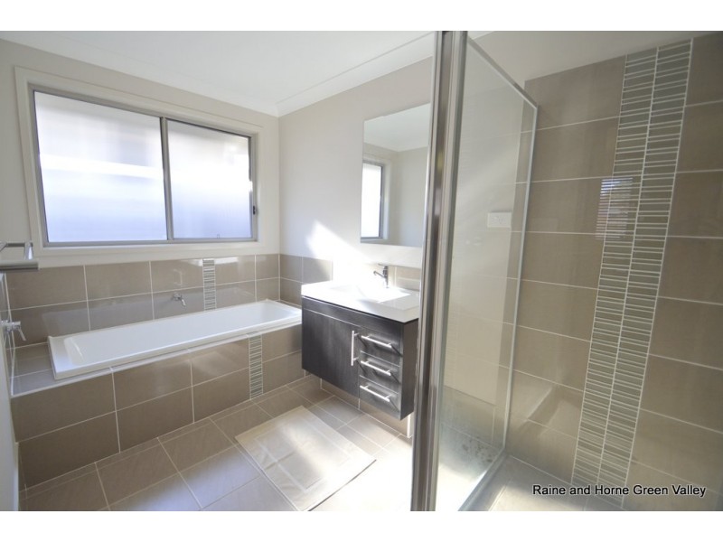 36 Globe Street, Middleton Grange NSW 2171