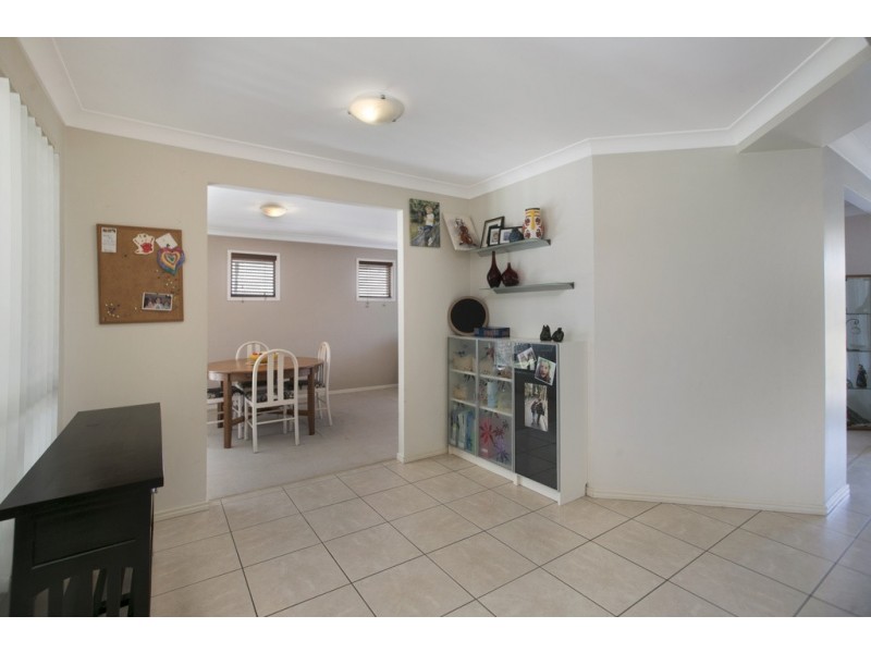 40 Trafalgar Vale Avenue, Wellington Point QLD 4160