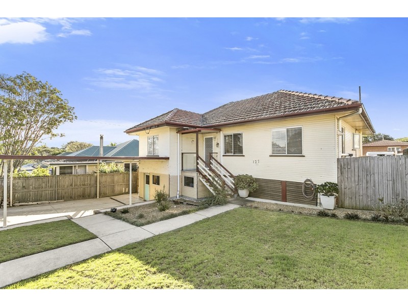 127 Sibley Road, Wynnum West QLD 4178