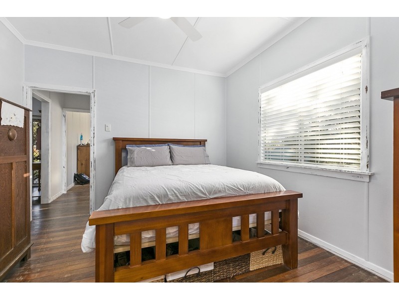 127 Sibley Road, Wynnum West QLD 4178
