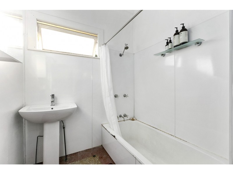 127 Sibley Road, Wynnum West QLD 4178