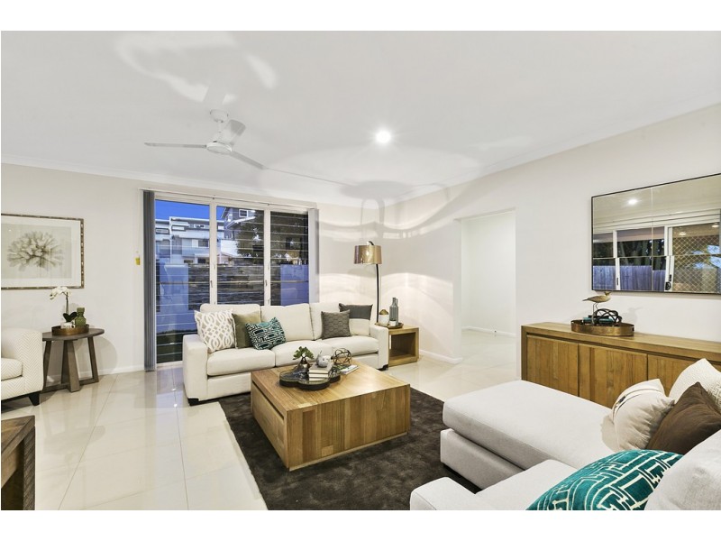 6 Arthur Street, Ormiston QLD 4160