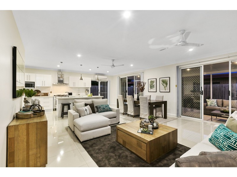 6 Arthur Street, Ormiston QLD 4160