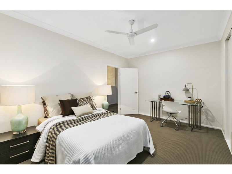 6 Arthur Street, Ormiston QLD 4160