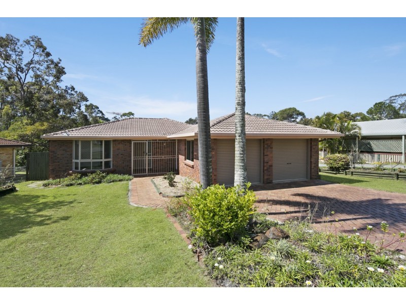 69 Spoonbill Street, Birkdale QLD 4159