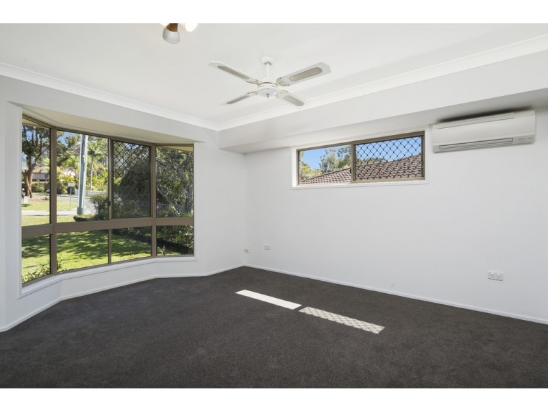 69 Spoonbill Street, Birkdale QLD 4159