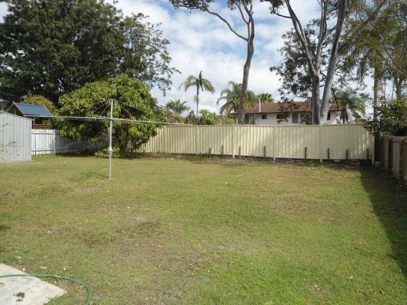 4 Cavell Street, Birkdale QLD 4159