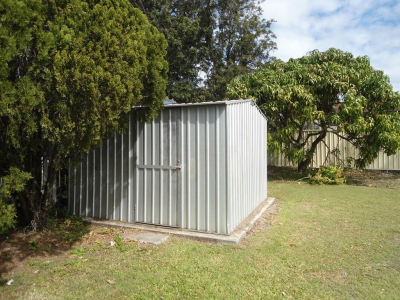 4 Cavell Street, Birkdale QLD 4159