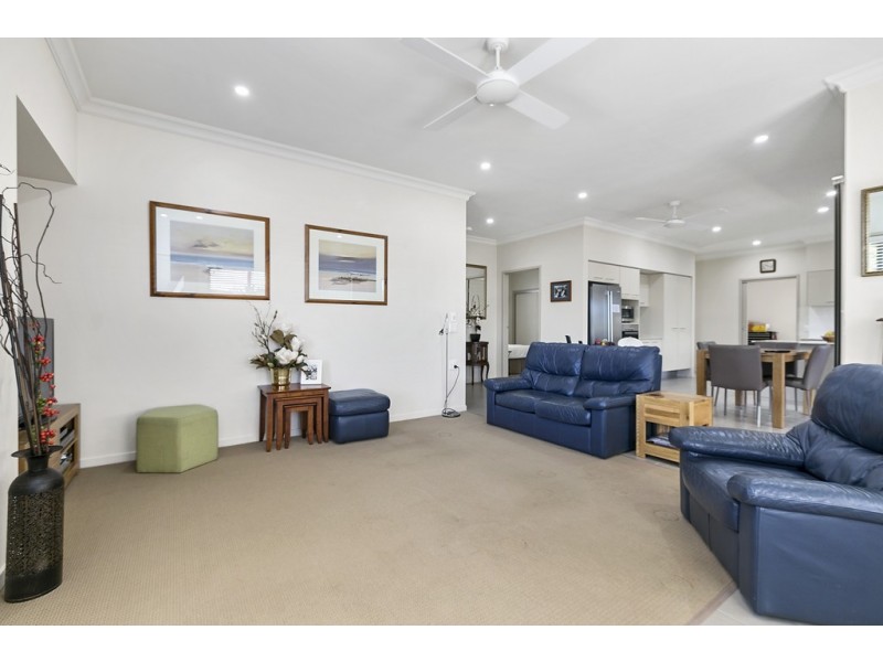 2/37 Station Street, Wellington Point QLD 4160