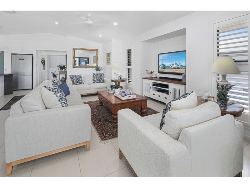 227 Main Road, Wellington Point QLD 4160