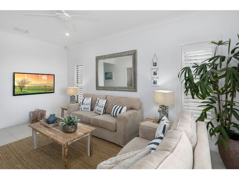 227 Main Road, Wellington Point QLD 4160