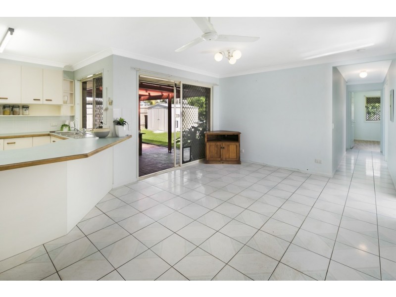 3 Pecan Court, Birkdale QLD 4159