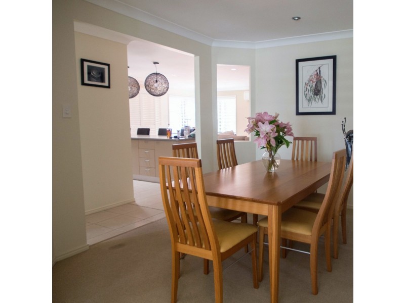 11 Saranah Place, Wellington Point QLD 4160