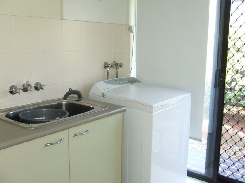 11 Saranah Place, Wellington Point QLD 4160
