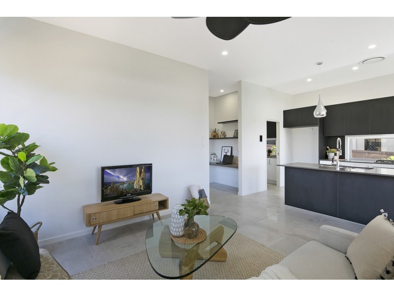 9 Shepherd Street, Wynnum QLD 4178