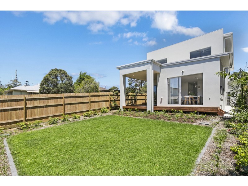 9 Shepherd Street, Wynnum QLD 4178