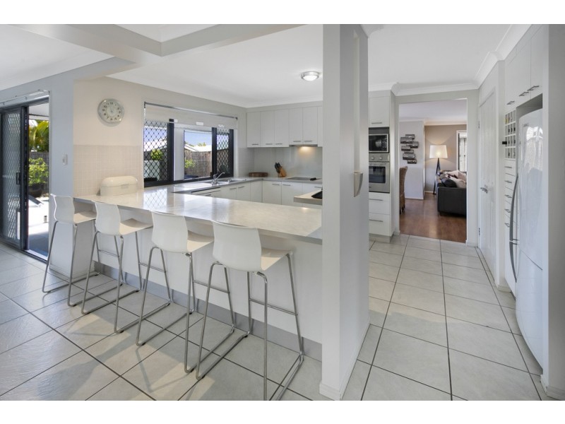 8 Thornlands Road, Thornlands QLD 4164